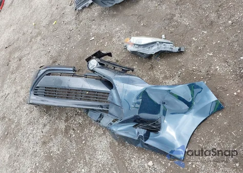 2017 Toyota Corolla Le z USA, uszkodzony, nr VIN 2T1BURHE1HC780352